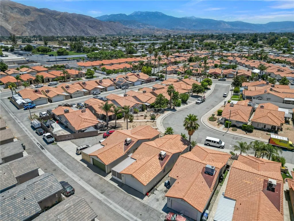 464 Camino Corto, San Jacinto, California 92582 home-pic-20
