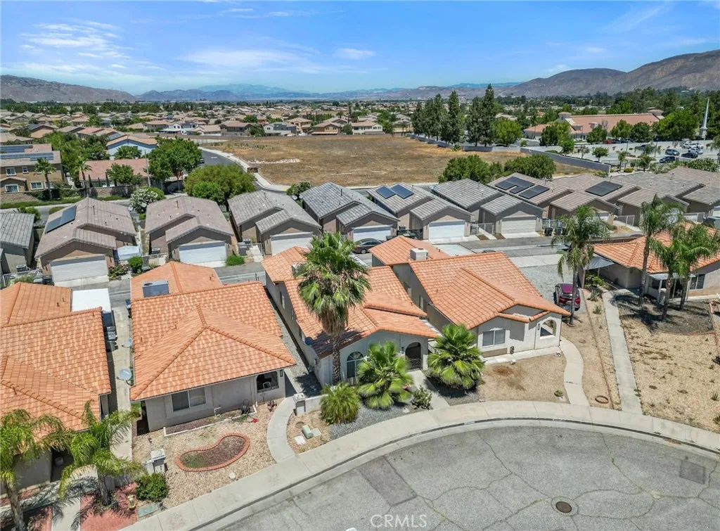 464 Camino Corto, San Jacinto, California 92582 home-pic-17
