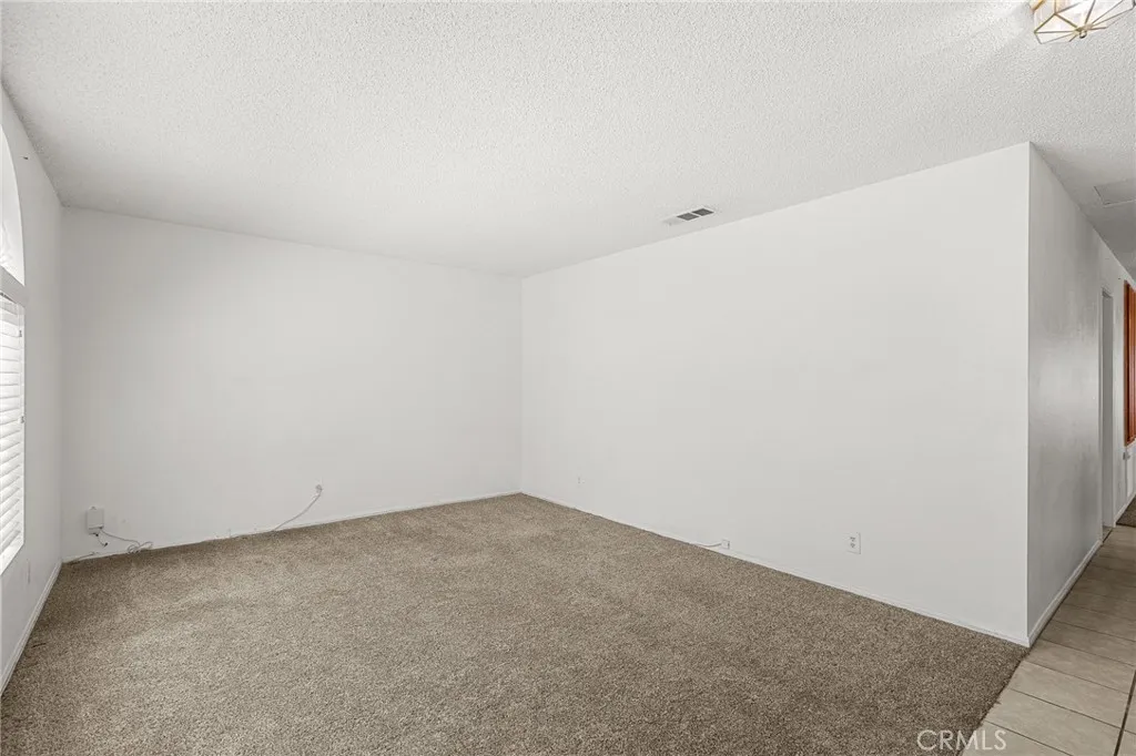 464 Camino Corto, San Jacinto, California 92582 home-pic-7