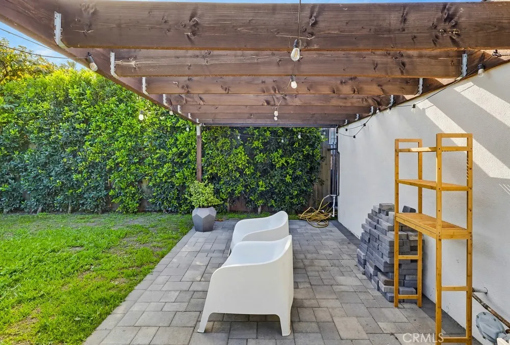 522 W Cherry Street, Compton, California 90222 home-pic-48