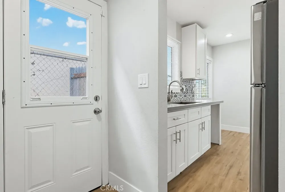 522 W Cherry Street, Compton, California 90222 home-pic-20