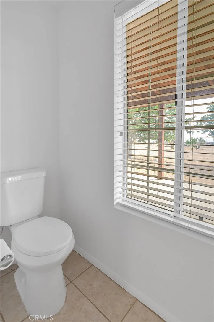 9191 White Road, Phelan, California 92371 home-pic-27