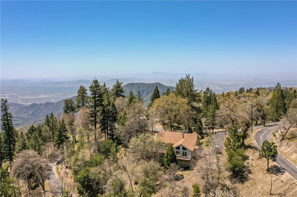 1 Sunny Slope, Running Springs, California 92382 home-pic-44