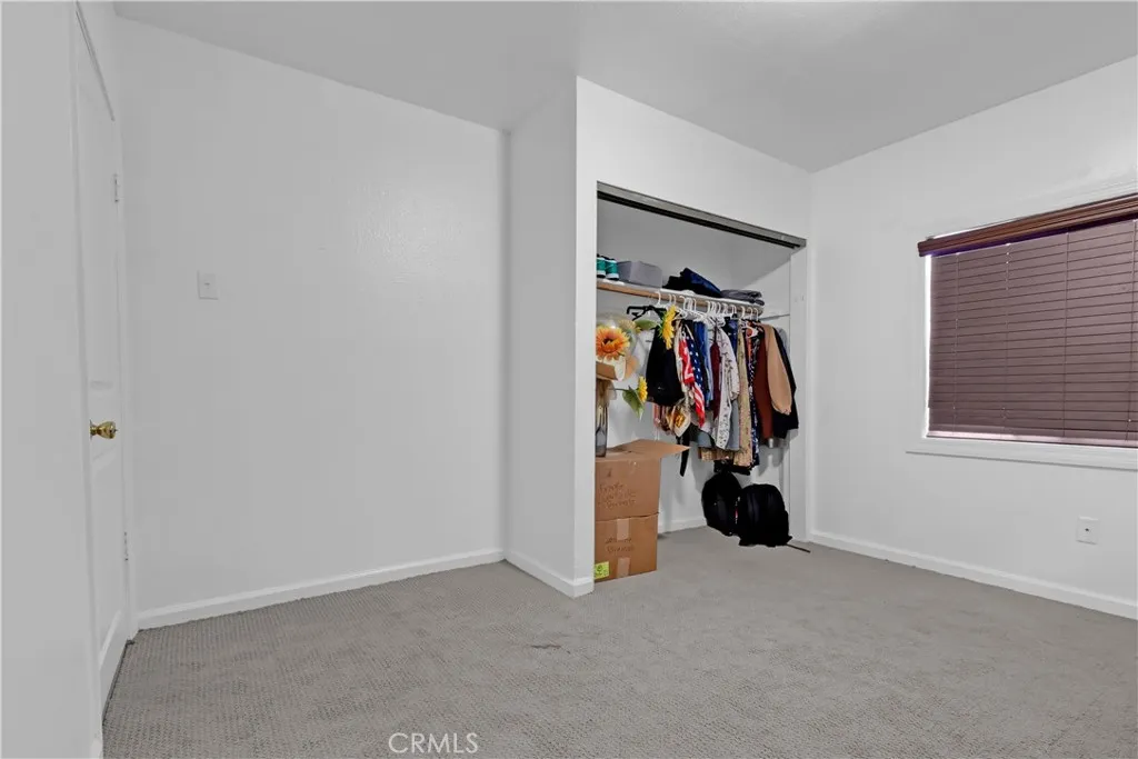 8810 Menlo Avenue, Los Angeles, California 90044 home-pic-8