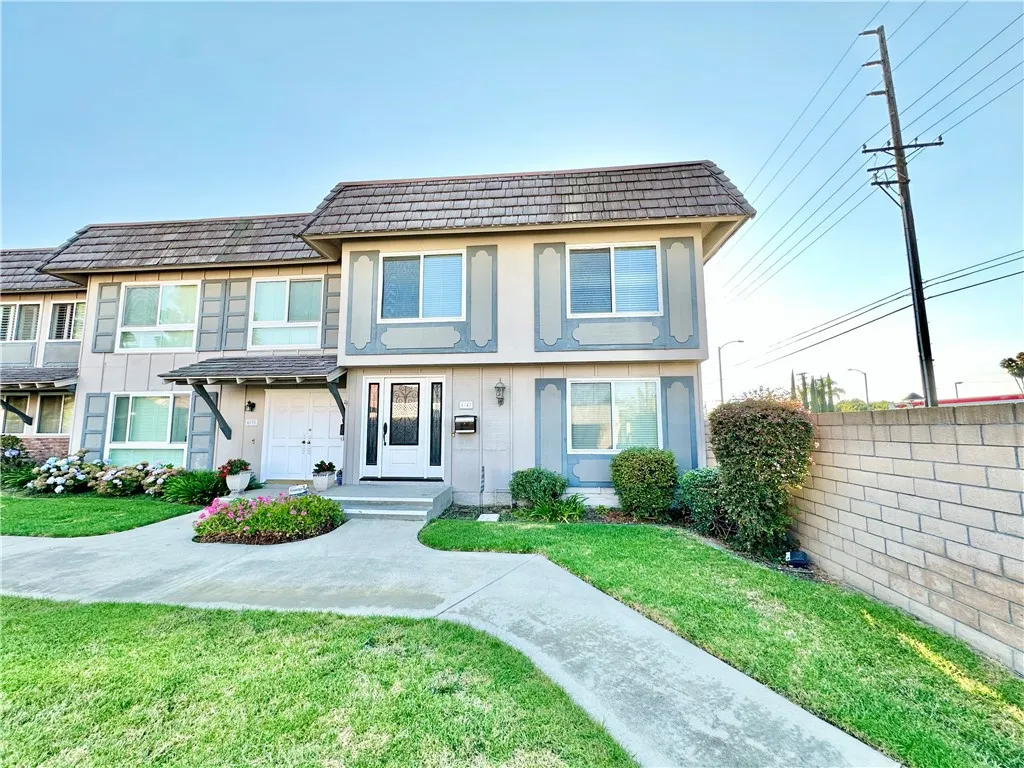 4057 Larwin Avenue, Cypress, California 90630, 4 Bedrooms Bedrooms, ,3 BathroomsBathrooms,Residential Lease,For Rent,Larwin,RS25150405