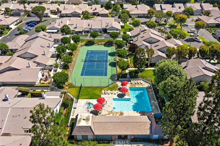 1061 Regis Way, Tustin, California 92780