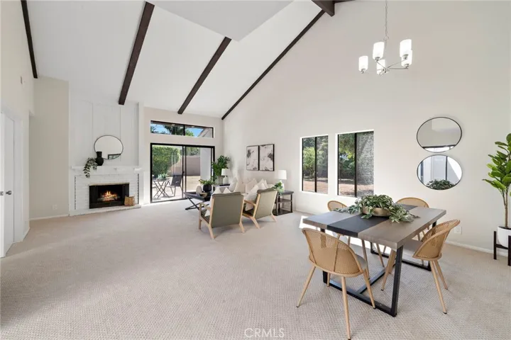 1061 Regis Way, Tustin, California 92780