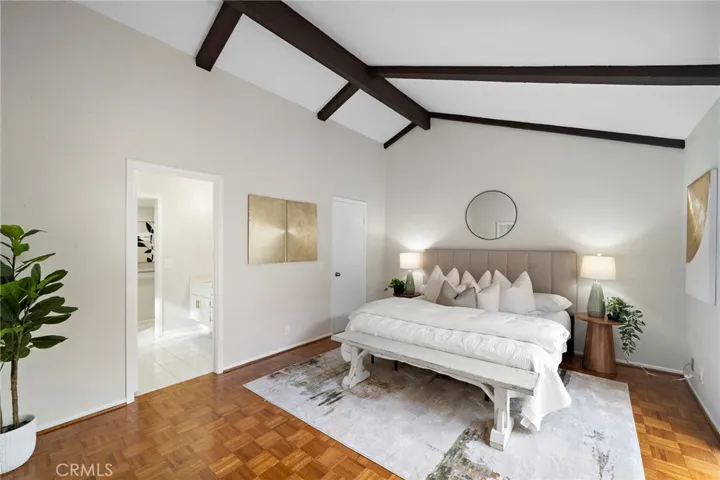 1061 Regis Way, Tustin, California 92780