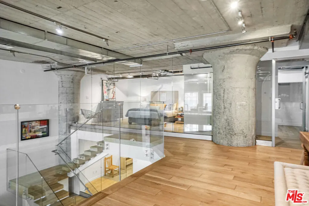 1855 Industrial Street 112, Los Angeles, California 90021 home-pic-26