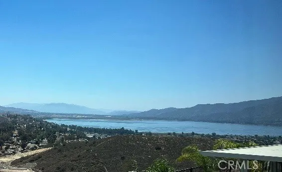 Lake View From Back Yard