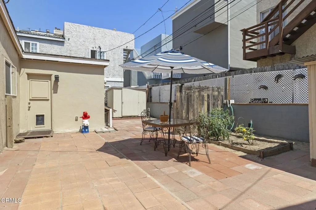 280 Rossmore Drive, Oxnard, California 93035 home-pic-47