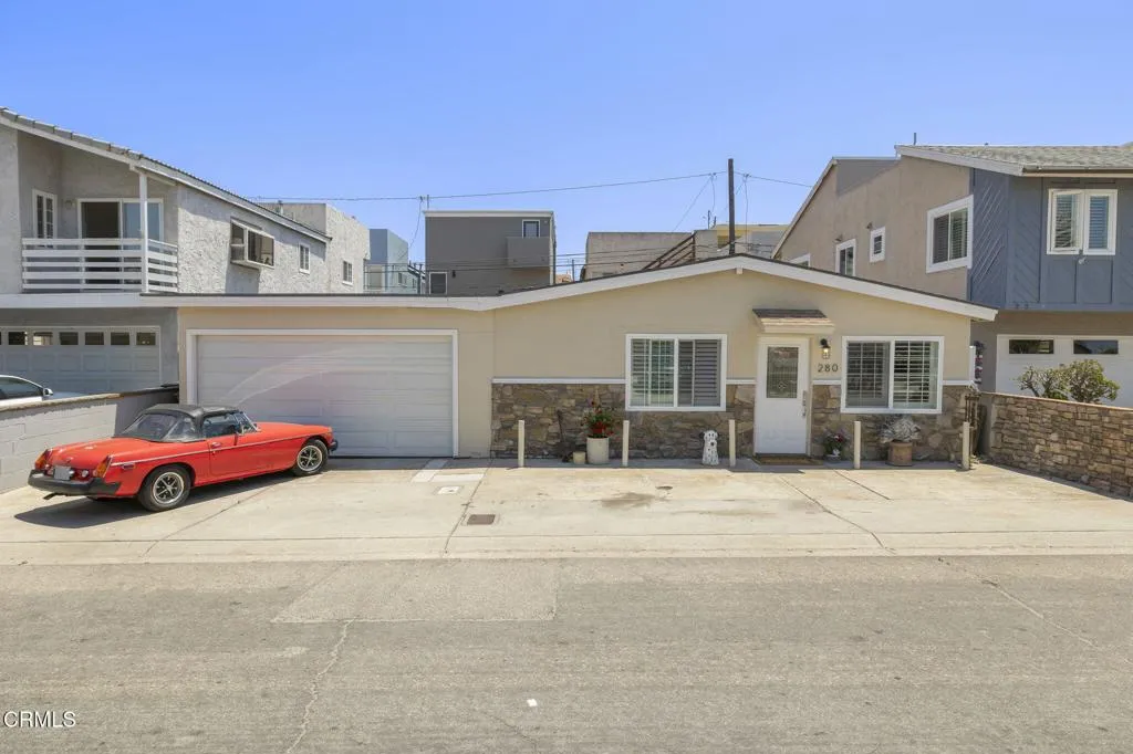280 Rossmore Drive, Oxnard, California 93035 home-pic-0