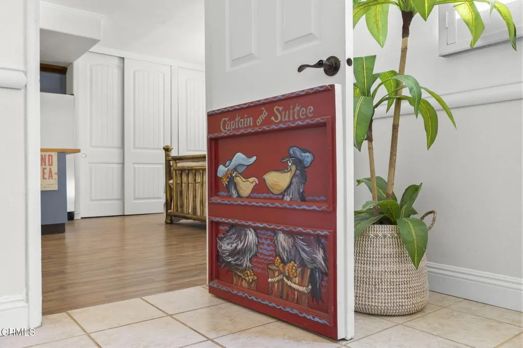 280 Rossmore Drive, Oxnard, California 93035 home-pic-30