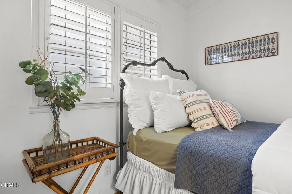 280 Rossmore Drive, Oxnard, California 93035 home-pic-20