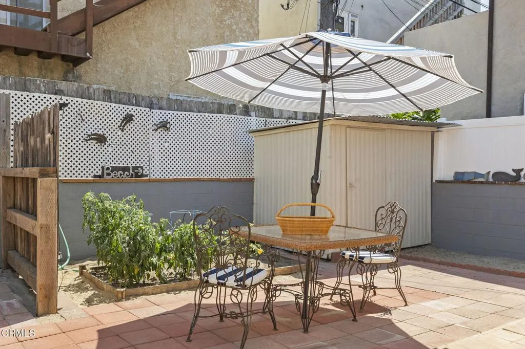 280 Rossmore Drive, Oxnard, California 93035 home-pic-48