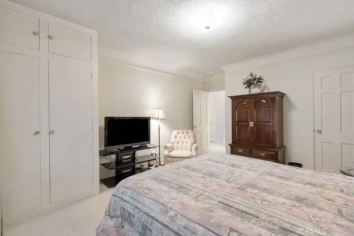 1324 Thompson Avenue, Glendale, California 91201