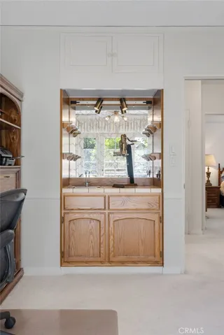 Wet bar in 3rd bedroom