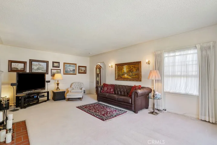 1324 Thompson Avenue, Glendale, California 91201