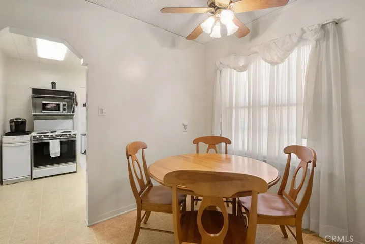 Breakfast nook