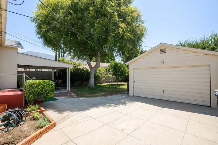 2 car garage