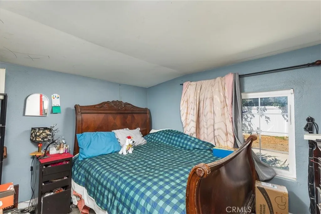 13680 Estelle Street, Corona, California 92879 home-pic-10