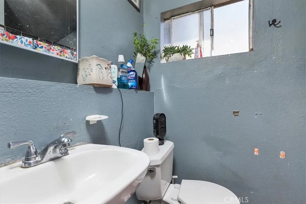 13680 Estelle Street, Corona, California 92879 home-pic-12