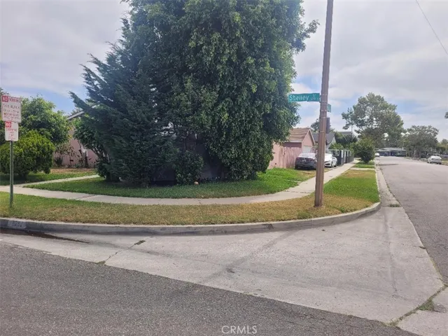 625 Shelley Street, Santa Ana, California 92703