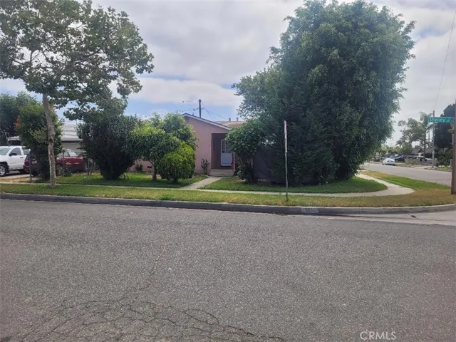 625 Shelley Street, Santa Ana, California 92703