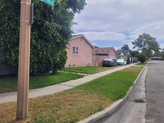 625 Shelley Street, Santa Ana, California 92703