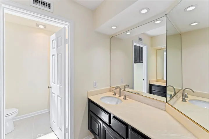 Bathroom #3 Countertops (Upstairs, Hallway)