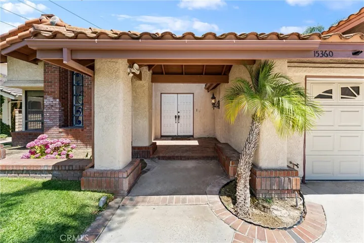 Entry to Front Door