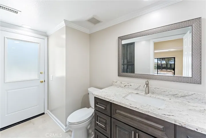 Downstairs Bathroom #1