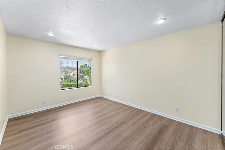 Bedroom #4 (Upstairs)