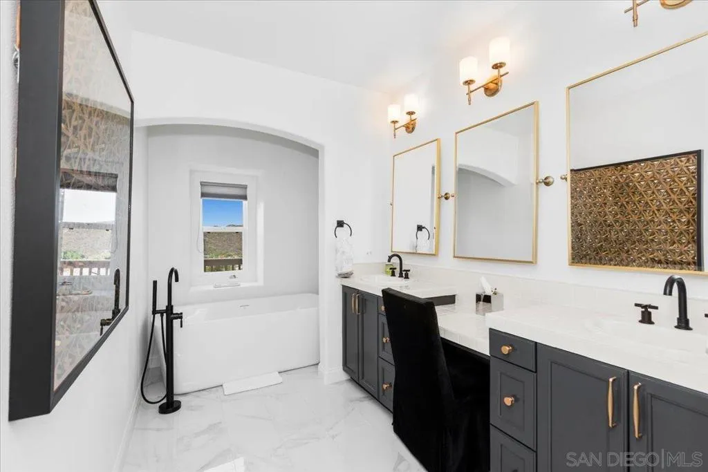 27517 Fern Pine Way, Murrieta, California 92562 home-pic-22