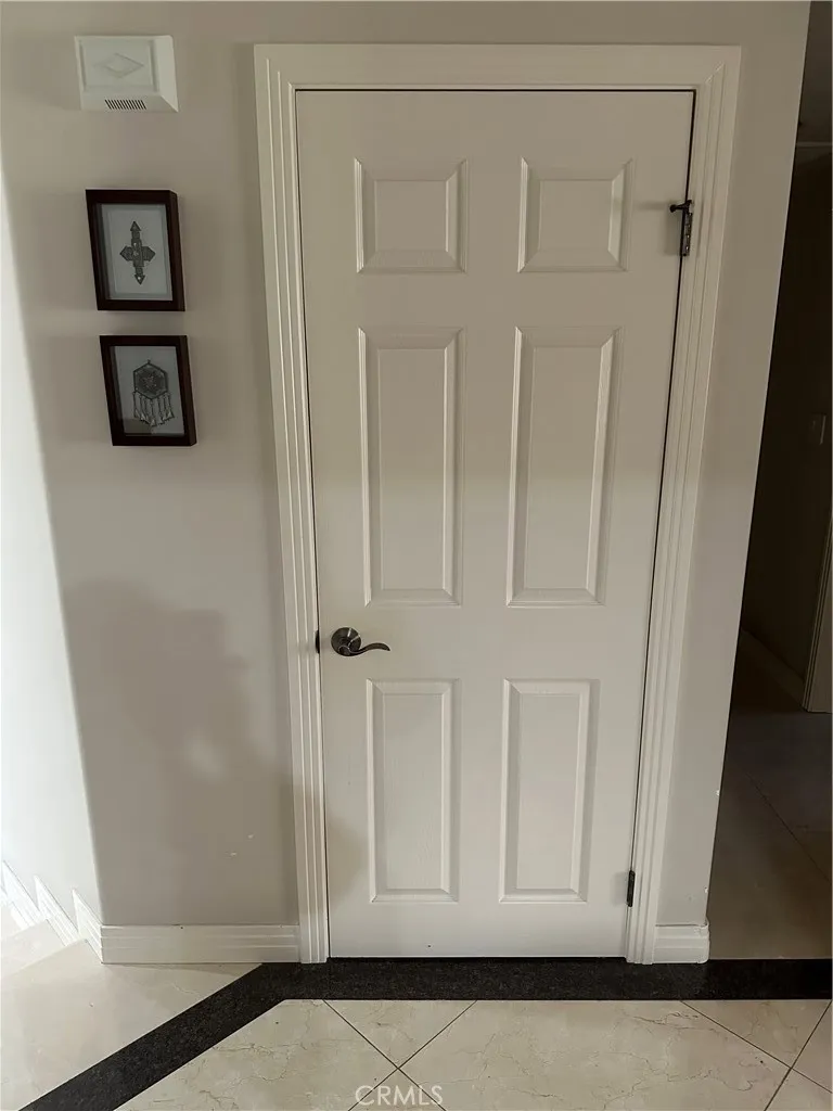 4377 Saltillo Street, Woodland Hills, California 91364 home-pic-17