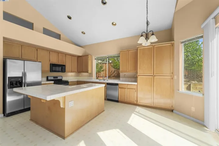 2601 Forty Niner Way, Antioch, California 94531