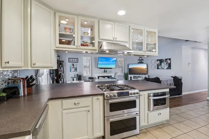 1163 Peach Avenue, El Cajon, California 92021