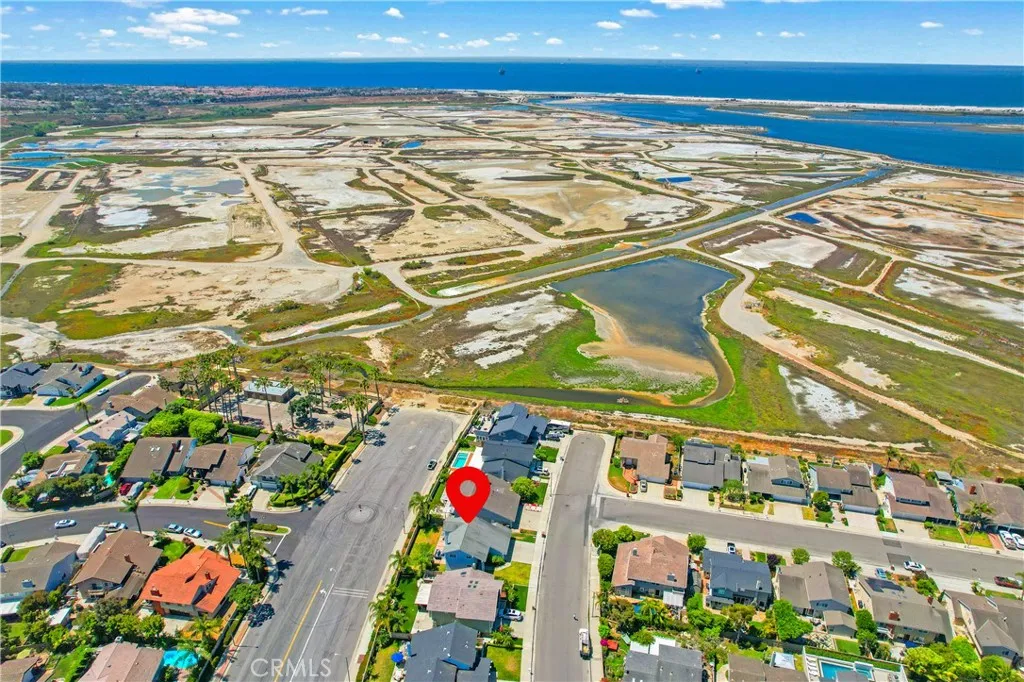 18202 Foss Lane, Huntington Beach, California 92648 home-pic-59