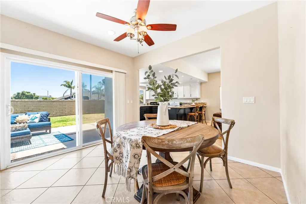 18202 Foss Lane, Huntington Beach, California 92648 home-pic-8