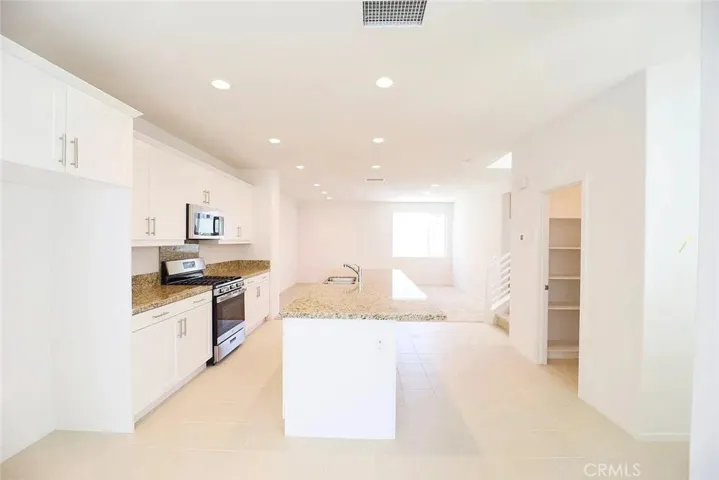 9569 Hammock Place, Rancho Cucamonga, California 91730