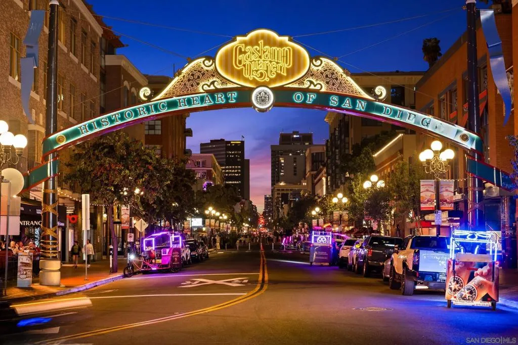 207 5th Ave 1250, San Diego, California 92101 home-pic-1