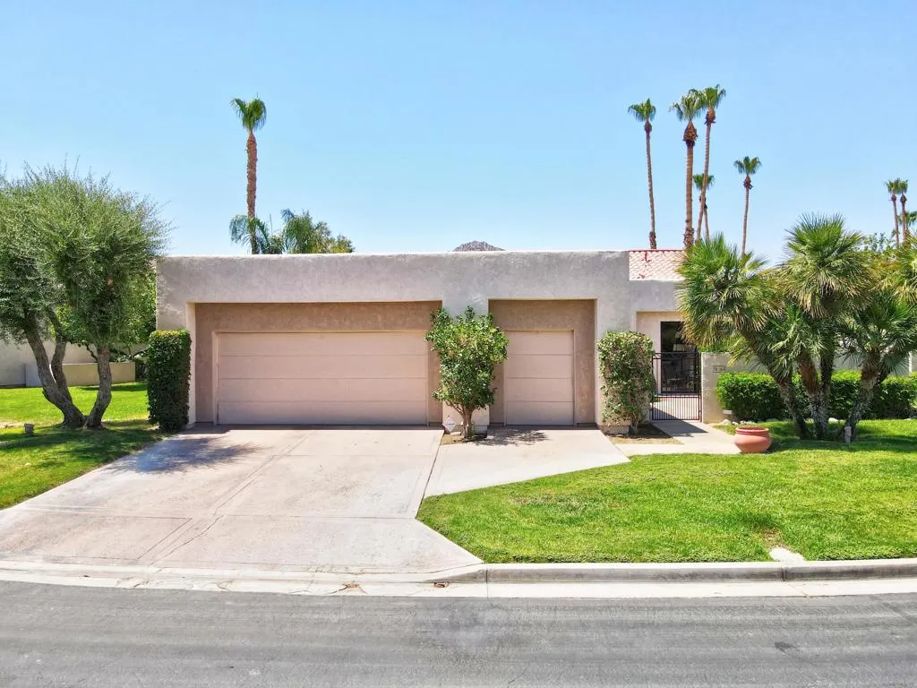 78160 Calle Norte, La Quinta, California 92253 home-pic-1
