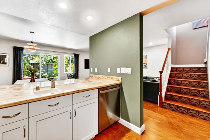 1757 30th Avenue, Santa Cruz, California 95062