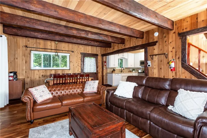 27941 Rainbow Drive, Lake Arrowhead, California 92352