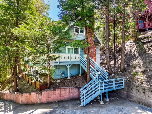 27941 Rainbow Drive, Lake Arrowhead, California 92352