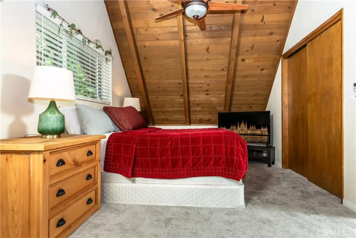 27941 Rainbow Drive, Lake Arrowhead, California 92352
