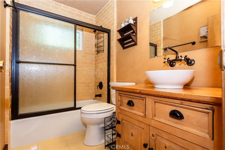 27941 Rainbow Drive, Lake Arrowhead, California 92352