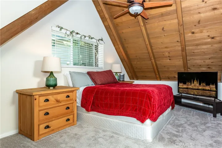 27941 Rainbow Drive, Lake Arrowhead, California 92352