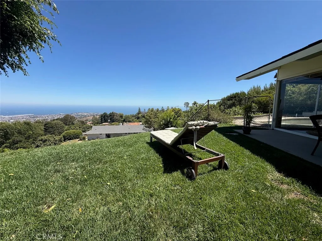 3111 Deluna Drive, Rancho Palos Verdes, California 90275 home-pic-15