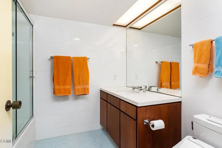 1055 Sherwood Rd 036-mls